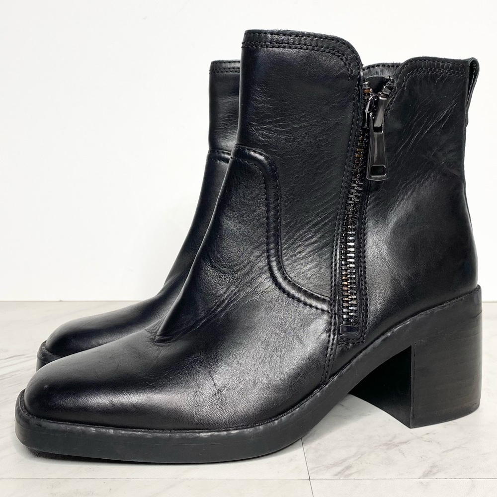 New! Naturalizer Emmy Black Leather Square Toe Bootie 7M